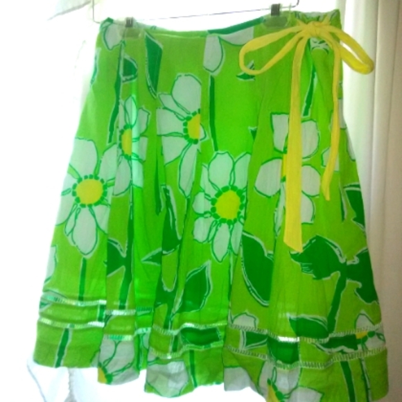 Lilly Pulitzer Dresses & Skirts - Lilly Pulitzer Wrap Skirt Size 4